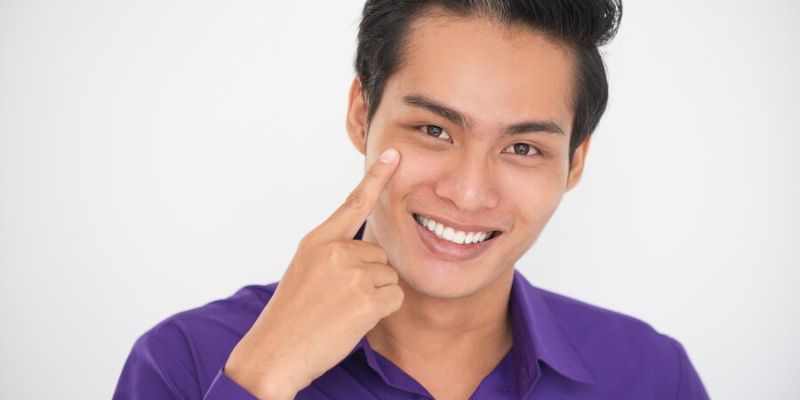 Sunscreen yang Cocok untuk Pria Indonesia/Freepik.com/katemangostar
